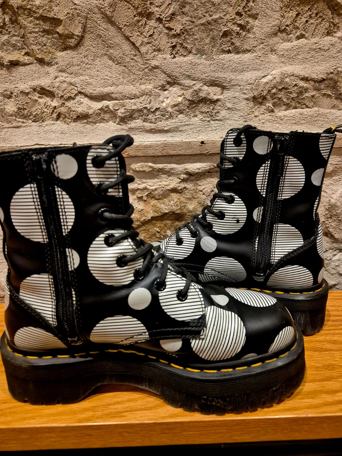 Graphic Platform Dr Marten