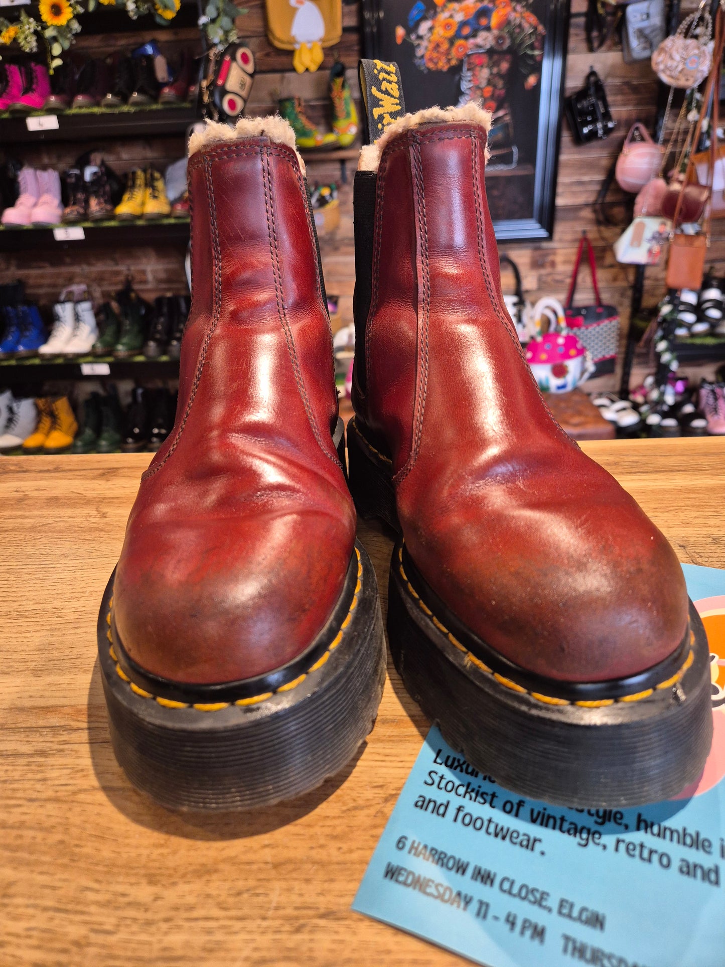 Platform Chelsea boots