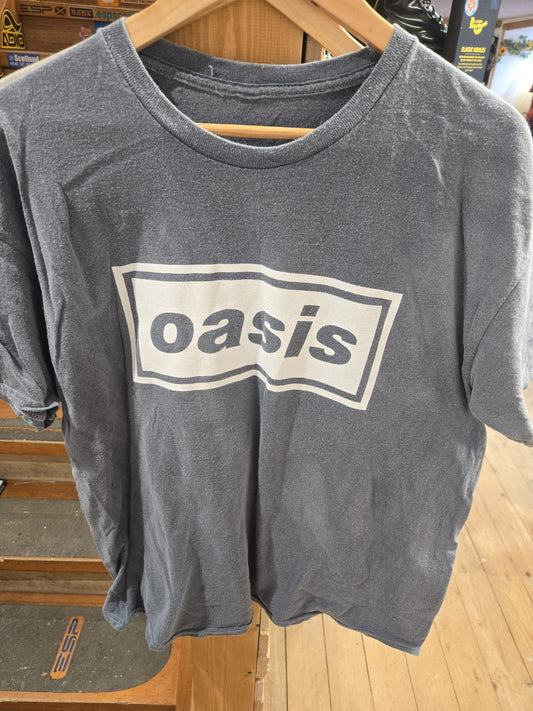 Oasis Graphic Tee