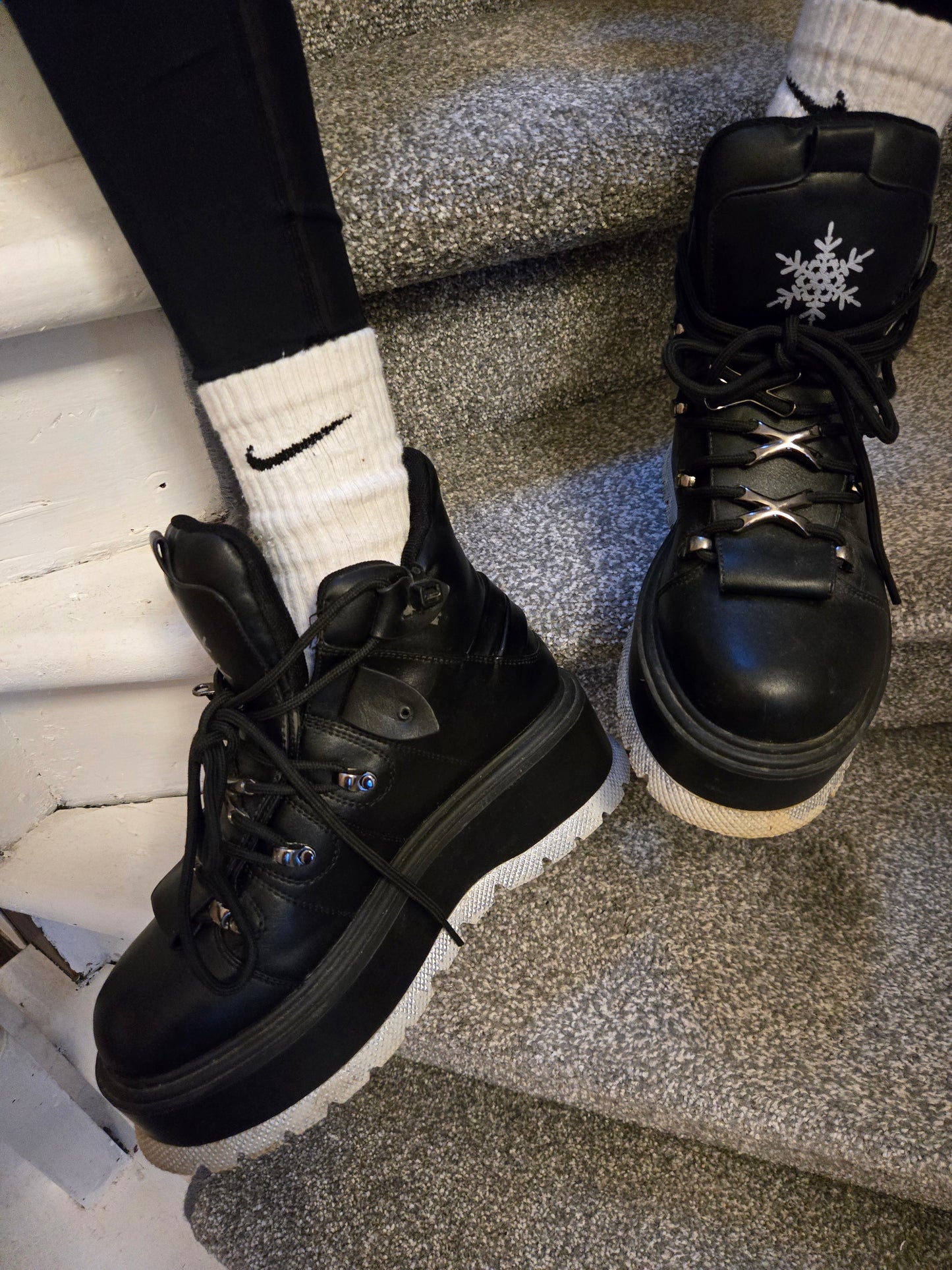 Platform boots