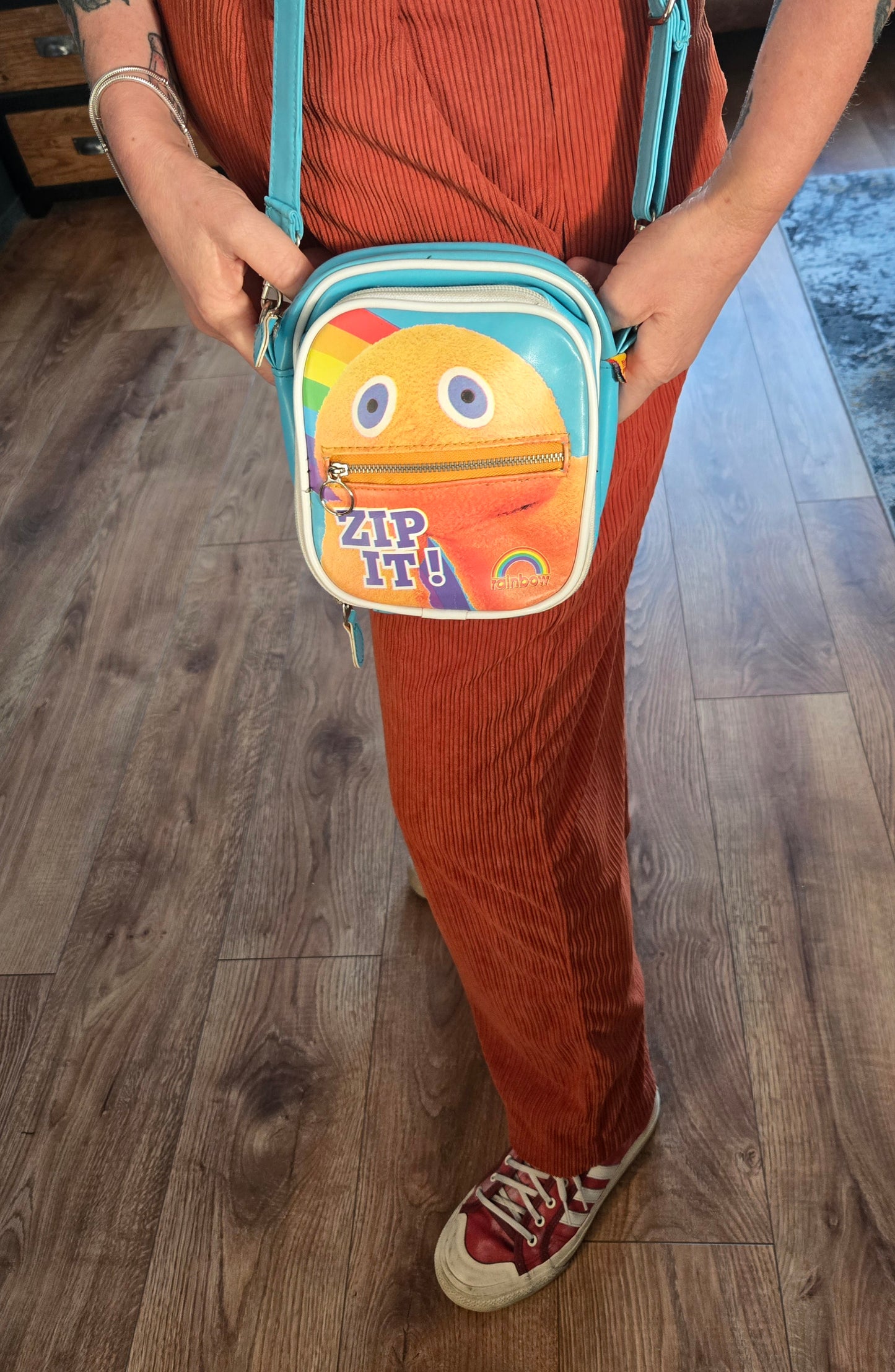Zippy handbag